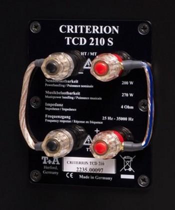 T+A Criterion TCD 210 S hangfal csatlakozó