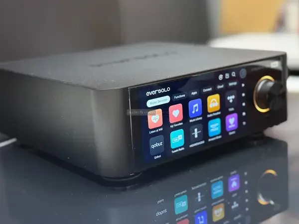 Eversolo Play hálózati sztereó erősítő